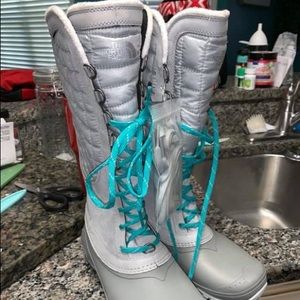 North face snow boots